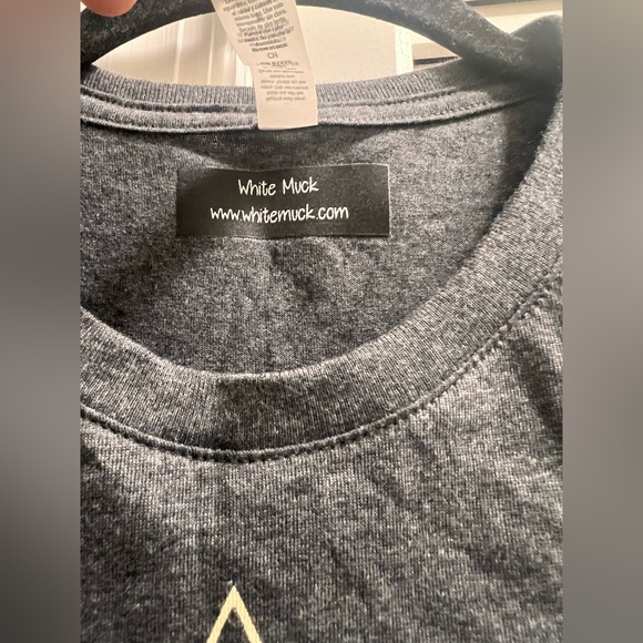 Never Worn Vegan crop top muscle tee - Picture 2 of 5